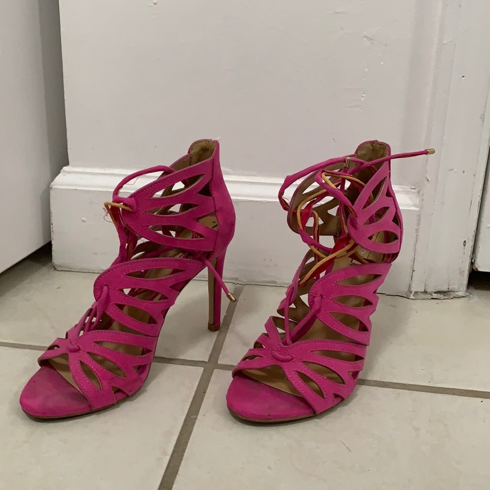 Pink heels
